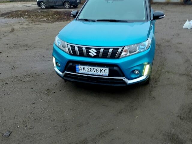 Синій Сузукі Вітара, об'ємом двигуна 1 л та пробігом 32 тис. км за 16500 $, фото 1 на Automoto.ua