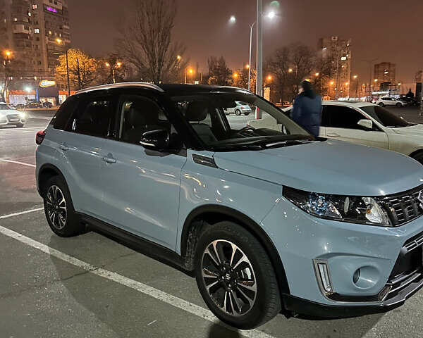 Синий Сузуки Витара, объемом двигателя 1.59 л и пробегом 21 тыс. км за 21000 $, фото 1 на Automoto.ua