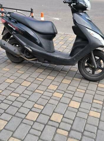 Черный Сузуки Address V125, объемом двигателя 0.12 л и пробегом 55 тыс. км за 1200 $, фото 1 на Automoto.ua