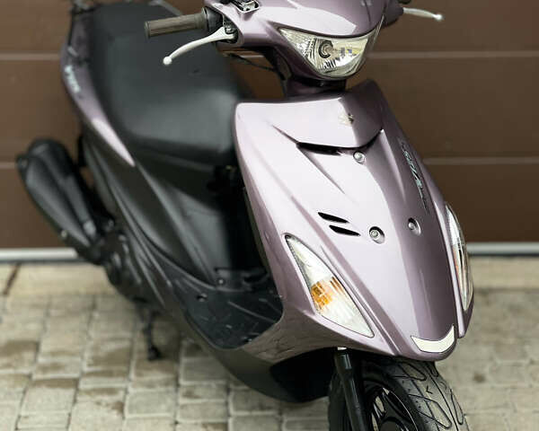 Фиолетовый Сузуки Address V125, объемом двигателя 0.12 л и пробегом 35 тыс. км за 1399 $, фото 1 на Automoto.ua