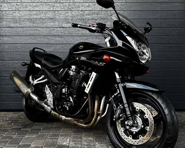 Черный Сузуки GSF 1250S, объемом двигателя 1.25 л и пробегом 35 тыс. км за 6300 $, фото 1 на Automoto.ua