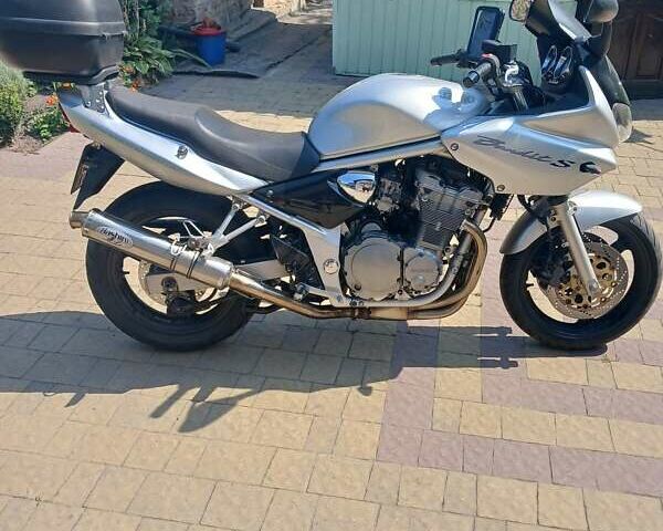 Сірий Сузукі GSF 600 Bandit S, об'ємом двигуна 0.6 л та пробігом 35 тис. км за 4000 $, фото 1 на Automoto.ua