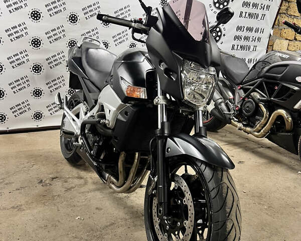 Сузуки GSR 400, объемом двигателя 0.4 л и пробегом 29 тыс. км за 4000 $, фото 1 на Automoto.ua