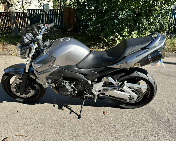 Черный Сузуки GSR 600, объемом двигателя 0.6 л и пробегом 40 тыс. км за 5500 $, фото 1 на Automoto.ua