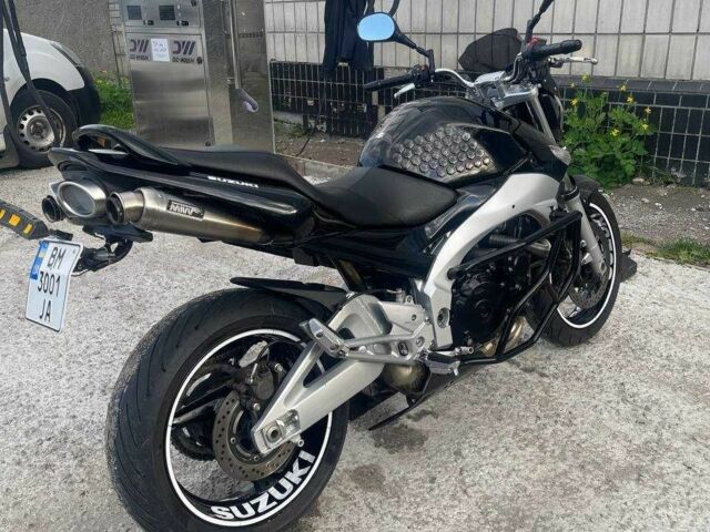 Сузуки GSR 600, объемом двигателя 0.6 л и пробегом 0 тыс. км за 5200 $, фото 1 на Automoto.ua