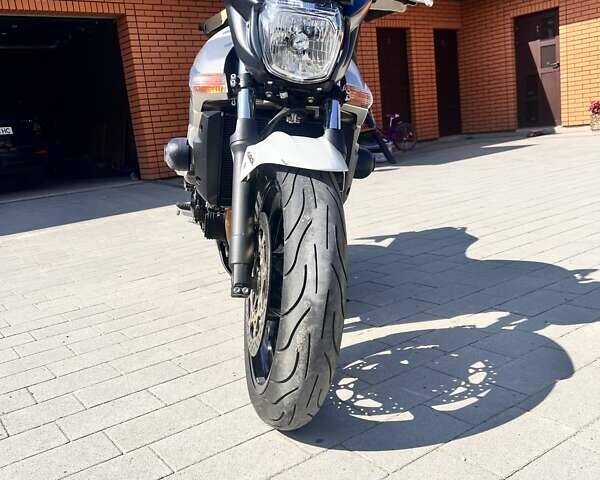 Сузуки GSR 600, объемом двигателя 0.65 л и пробегом 14 тыс. км за 6100 $, фото 1 на Automoto.ua
