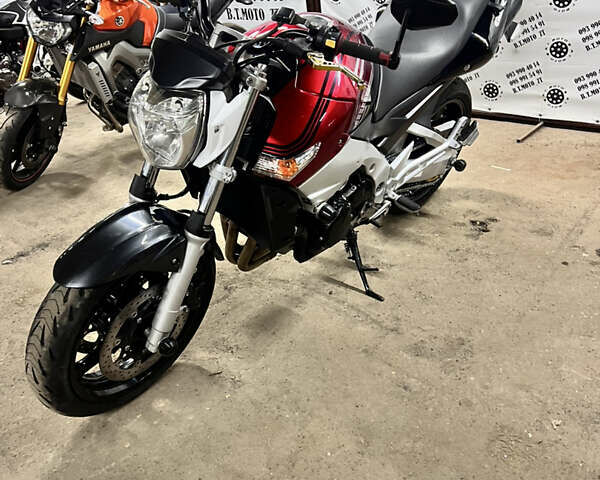 Сузуки GSR 600, объемом двигателя 0.6 л и пробегом 34 тыс. км за 5400 $, фото 1 на Automoto.ua