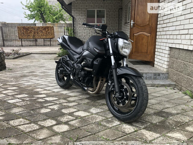 Сузуки GSR 600, объемом двигателя 0.6 л и пробегом 35 тыс. км за 2000 $, фото 1 на Automoto.ua