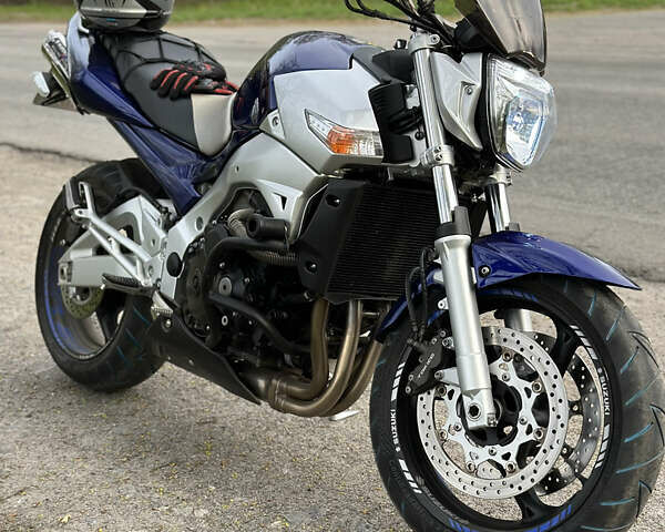 Синий Сузуки GSR 600, объемом двигателя 0.6 л и пробегом 33 тыс. км за 3700 $, фото 1 на Automoto.ua