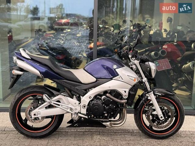 Синий Сузуки GSR 600, объемом двигателя 0.6 л и пробегом 29 тыс. км за 5299 $, фото 1 на Automoto.ua