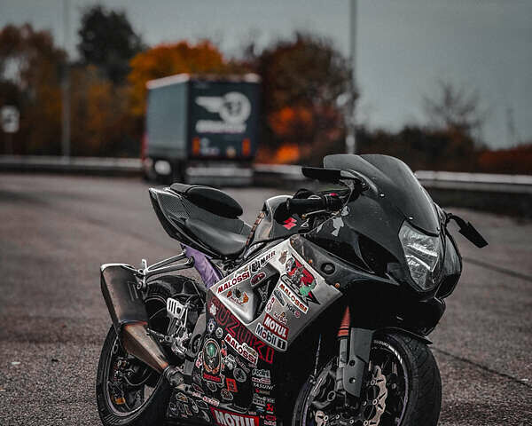 Сузуки GSX-R 1000, объемом двигателя 1 л и пробегом 40 тыс. км за 7500 $, фото 1 на Automoto.ua