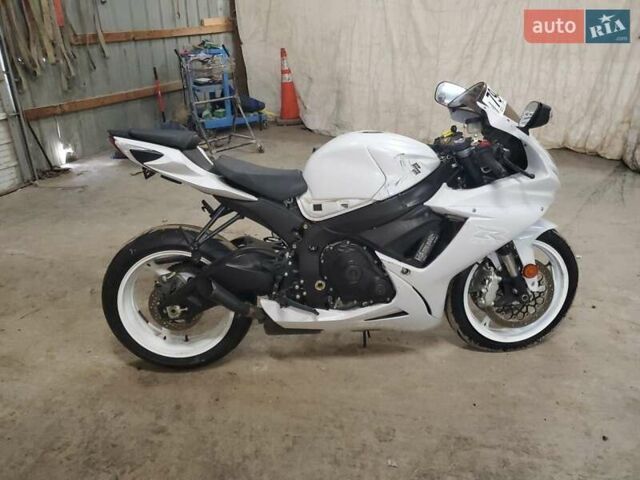 Белый Сузуки GSX-R 600, объемом двигателя 0 л и пробегом 27 тыс. км за 1500 $, фото 1 на Automoto.ua