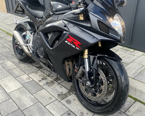 Черный Сузуки GSX-R 600, объемом двигателя 0.6 л и пробегом 25 тыс. км за 6600 $, фото 1 на Automoto.ua