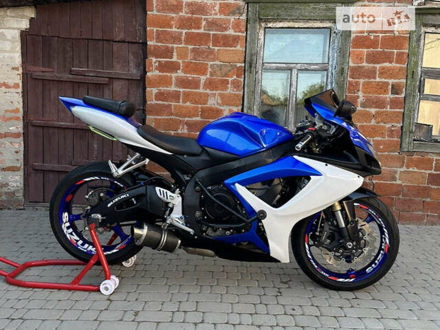 Сузуки GSX-R 600, объемом двигателя 0 л и пробегом 25 тыс. км за 6700 $, фото 1 на Automoto.ua