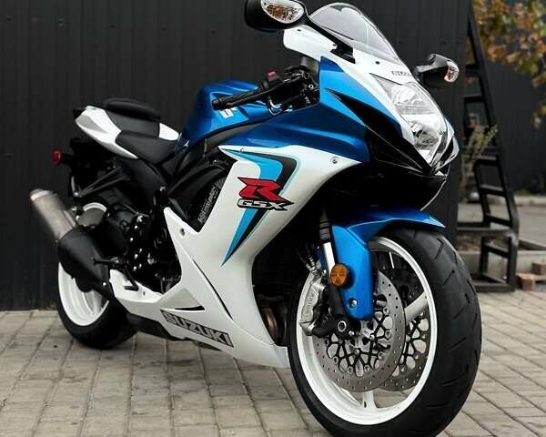 Сузуки GSX-R 600, объемом двигателя 0.6 л и пробегом 26 тыс. км за 9500 $, фото 1 на Automoto.ua