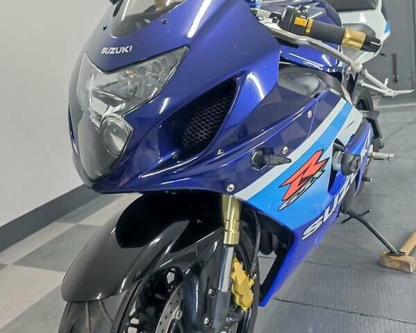 Синий Сузуки GSX-R 600, объемом двигателя 0 л и пробегом 28 тыс. км за 6400 $, фото 1 на Automoto.ua