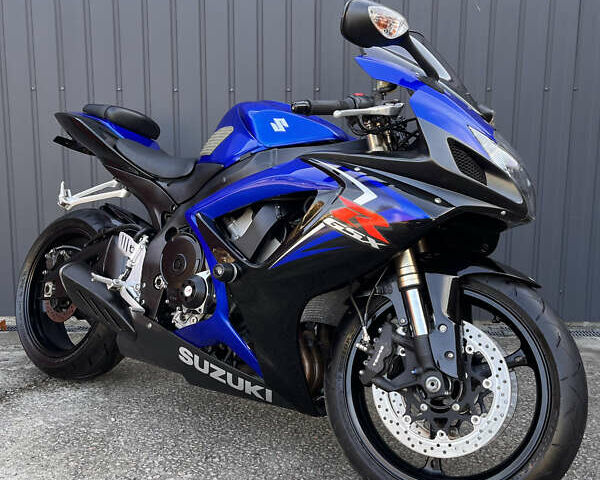 Синій Сузукі GSX-R 600, об'ємом двигуна 0.6 л та пробігом 29 тис. км за 8600 $, фото 1 на Automoto.ua