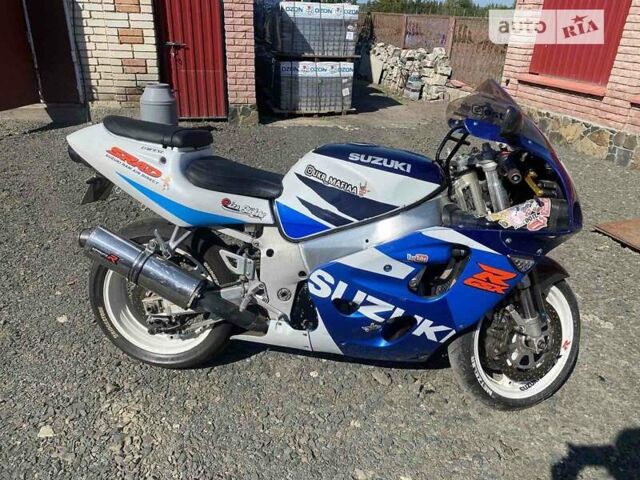 Сузуки GSX-R 750, объемом двигателя 0.75 л и пробегом 47 тыс. км за 1800 $, фото 1 на Automoto.ua