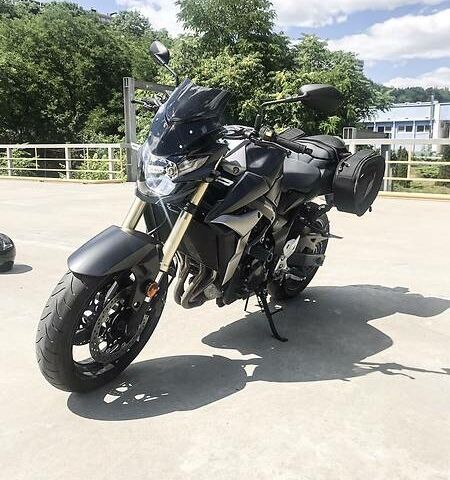 Чорний Сузукі GSX-S, об'ємом двигуна 0.75 л та пробігом 5 тис. км за 6700 $, фото 1 на Automoto.ua