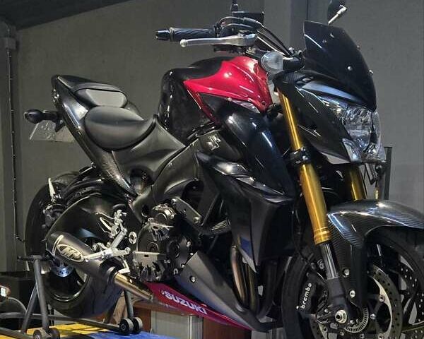 Сузуки GSX-S 1000, объемом двигателя 1 л и пробегом 14 тыс. км за 10003 $, фото 1 на Automoto.ua