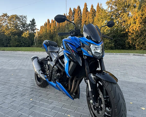 Синій Сузукі GSX-S 750, об'ємом двигуна 0.75 л та пробігом 19 тис. км за 8800 $, фото 1 на Automoto.ua