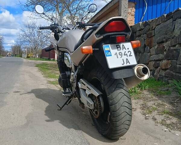 Сузуки GSX 1200, объемом двигателя 0 л и пробегом 10 тыс. км за 4100 $, фото 1 на Automoto.ua