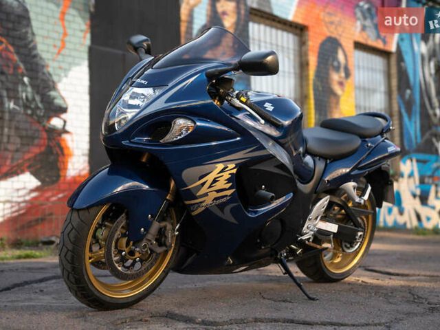 Сузуки GSX 1300R Hayabusa, объемом двигателя 0 л и пробегом 17 тыс. км за 9500 $, фото 1 на Automoto.ua