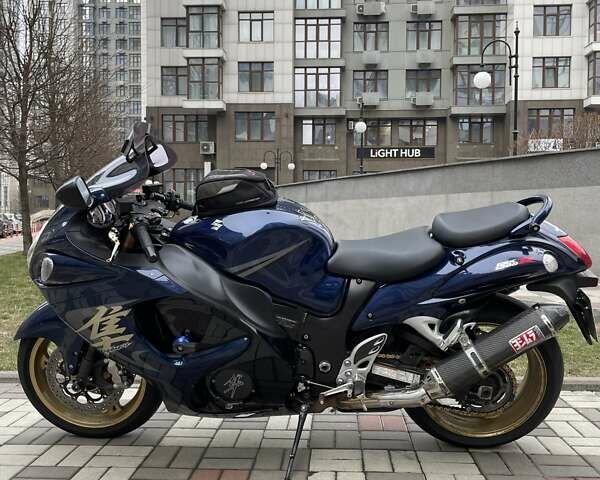 Синий Сузуки GSX 1300R Hayabusa, объемом двигателя 1.3 л и пробегом 20 тыс. км за 9900 $, фото 1 на Automoto.ua