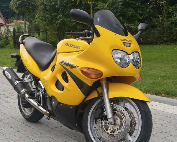 Желтый Сузуки GSX 600F, объемом двигателя 0.6 л и пробегом 27 тыс. км за 3700 $, фото 1 на Automoto.ua