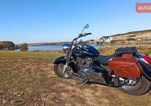 Чорний Сузукі Intruder 400, об'ємом двигуна 0.4 л та пробігом 11 тис. км за 4300 $, фото 1 на Automoto.ua