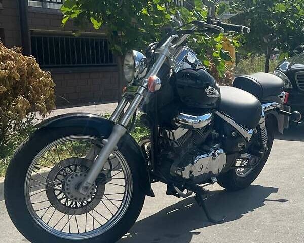 Сузуки Intruder 400, объемом двигателя 0 л и пробегом 46 тыс. км за 2700 $, фото 1 на Automoto.ua