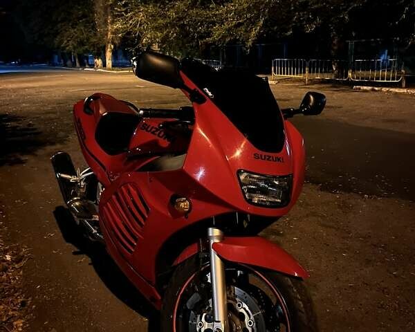 Красный Сузуки RF 600R, объемом двигателя 0.6 л и пробегом 35 тыс. км за 3000 $, фото 1 на Automoto.ua