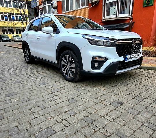 Білий Сузукі S-Cross, об'ємом двигуна 1.4 л та пробігом 13 тис. км за 29000 $, фото 1 на Automoto.ua