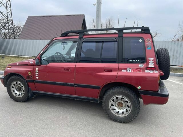 Червоний Сузукі Sidekick, об'ємом двигуна 1.6 л та пробігом 300 тис. км за 3000 $, фото 1 на Automoto.ua