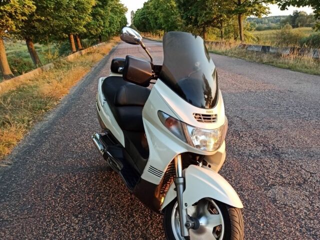 Сузукі Skywave 250, об'ємом двигуна 0.25 л та пробігом 0 тис. км за 1300 $, фото 1 на Automoto.ua