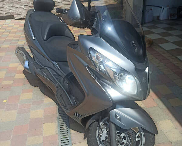 Сузуки Skywave 400, объемом двигателя 0 л и пробегом 45 тыс. км за 2800 $, фото 1 на Automoto.ua