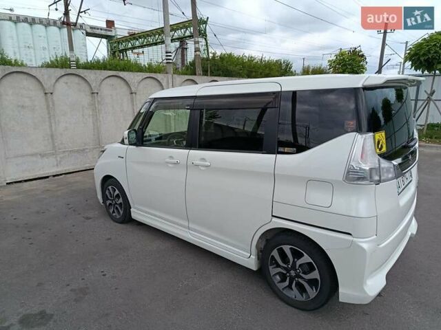 Белый Сузуки SOLIO, объемом двигателя 1.24 л и пробегом 43 тыс. км за 11000 $, фото 1 на Automoto.ua