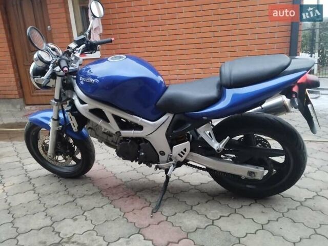 Синий Сузуки SV 400, объемом двигателя 0.4 л и пробегом 24 тыс. км за 2400 $, фото 1 на Automoto.ua