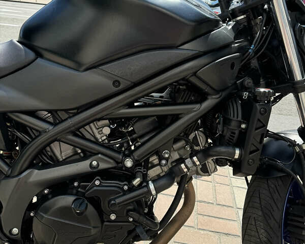 Черный Сузуки SV 650, объемом двигателя 0.65 л и пробегом 40 тыс. км за 5500 $, фото 1 на Automoto.ua