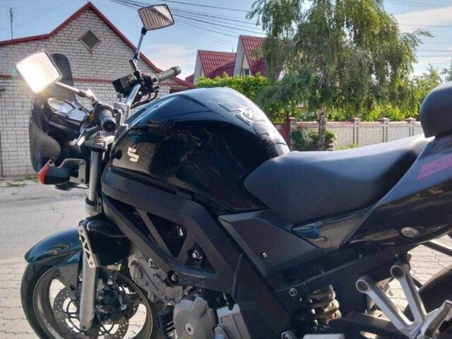 Сузуки SV 650, объемом двигателя 0.65 л и пробегом 0 тыс. км за 3200 $, фото 1 на Automoto.ua