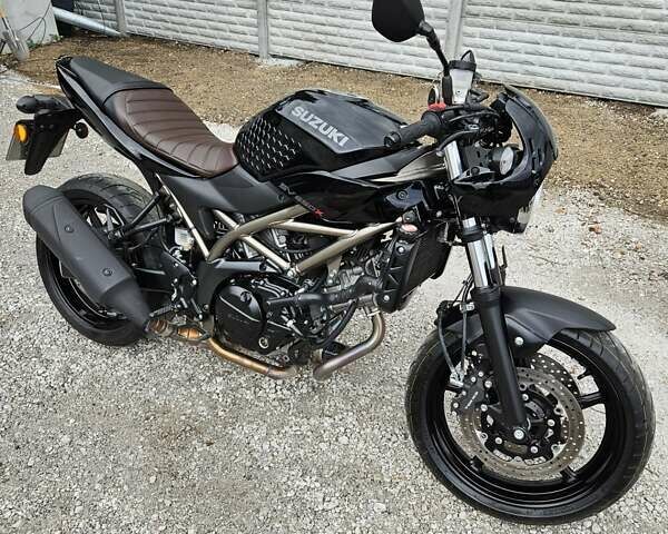 Сузуки SV 650, объемом двигателя 0.65 л и пробегом 5 тыс. км за 7000 $, фото 1 на Automoto.ua