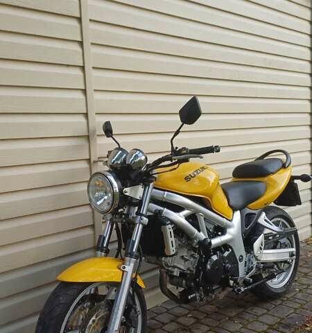 Желтый Сузуки SV 650S, объемом двигателя 0.65 л и пробегом 30 тыс. км за 3500 $, фото 1 на Automoto.ua