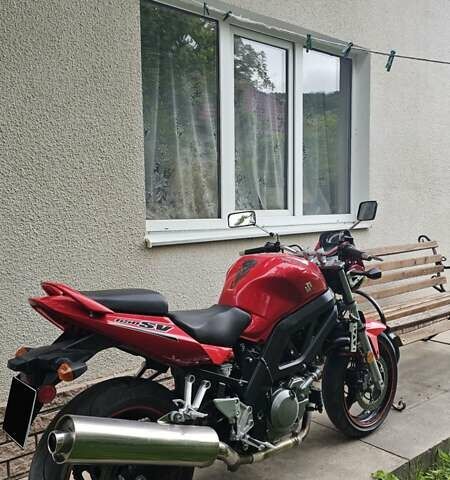 Красный Сузуки SV 650SF, объемом двигателя 0.65 л и пробегом 27 тыс. км за 3500 $, фото 1 на Automoto.ua