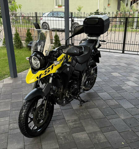 Чорний Сузукі V-Strom 250, об'ємом двигуна 0.25 л та пробігом 6 тис. км за 4500 $, фото 1 на Automoto.ua
