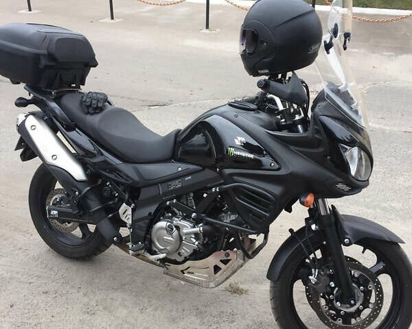 Черный Сузуки V-Strom 650, объемом двигателя 0.65 л и пробегом 40 тыс. км за 6700 $, фото 1 на Automoto.ua
