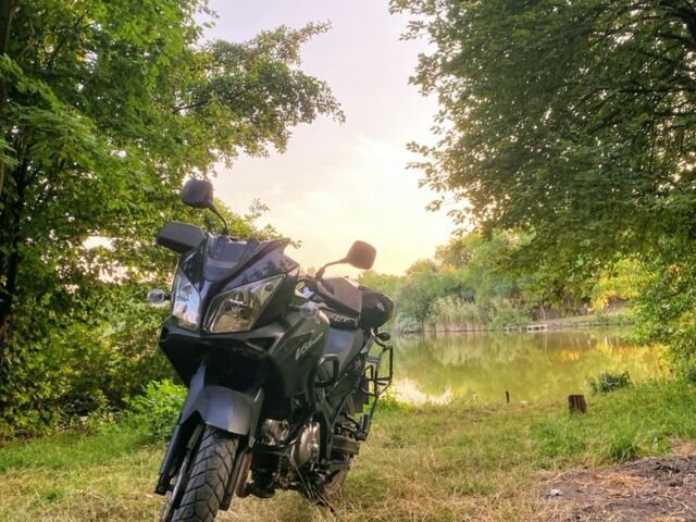 Сузуки V-Strom 650, объемом двигателя 0.65 л и пробегом 0 тыс. км за 4600 $, фото 1 на Automoto.ua