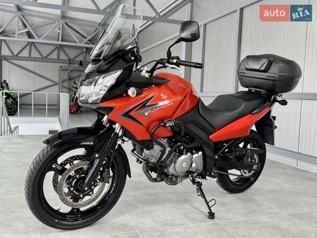 Сузуки V-Strom 650 2009 в Хмельницком на Automoto.ua Сузуки V-Strom 650, объемом двигателя 0.65 л и пробегом 20 тыс. км за 6299 $, фото 1 на Automoto.ua