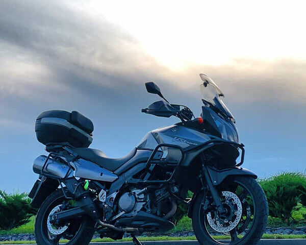 Сузуки V-Strom 650, объемом двигателя 0 л и пробегом 80 тыс. км за 5400 $, фото 1 на Automoto.ua