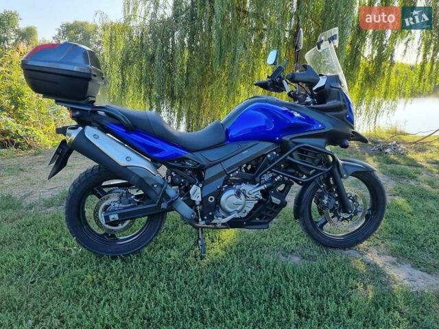 Синий Сузуки V-Strom 650, объемом двигателя 0 л и пробегом 18 тыс. км за 7500 $, фото 1 на Automoto.ua