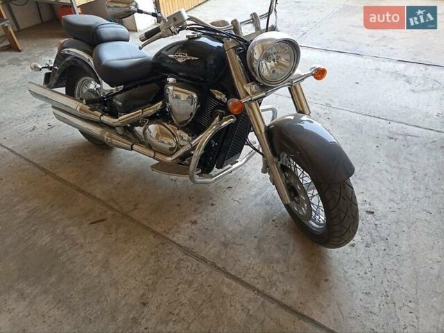 Чорний Сузукі VL 800 Intruder, об'ємом двигуна 0 л та пробігом 32 тис. км за 5300 $, фото 1 на Automoto.ua